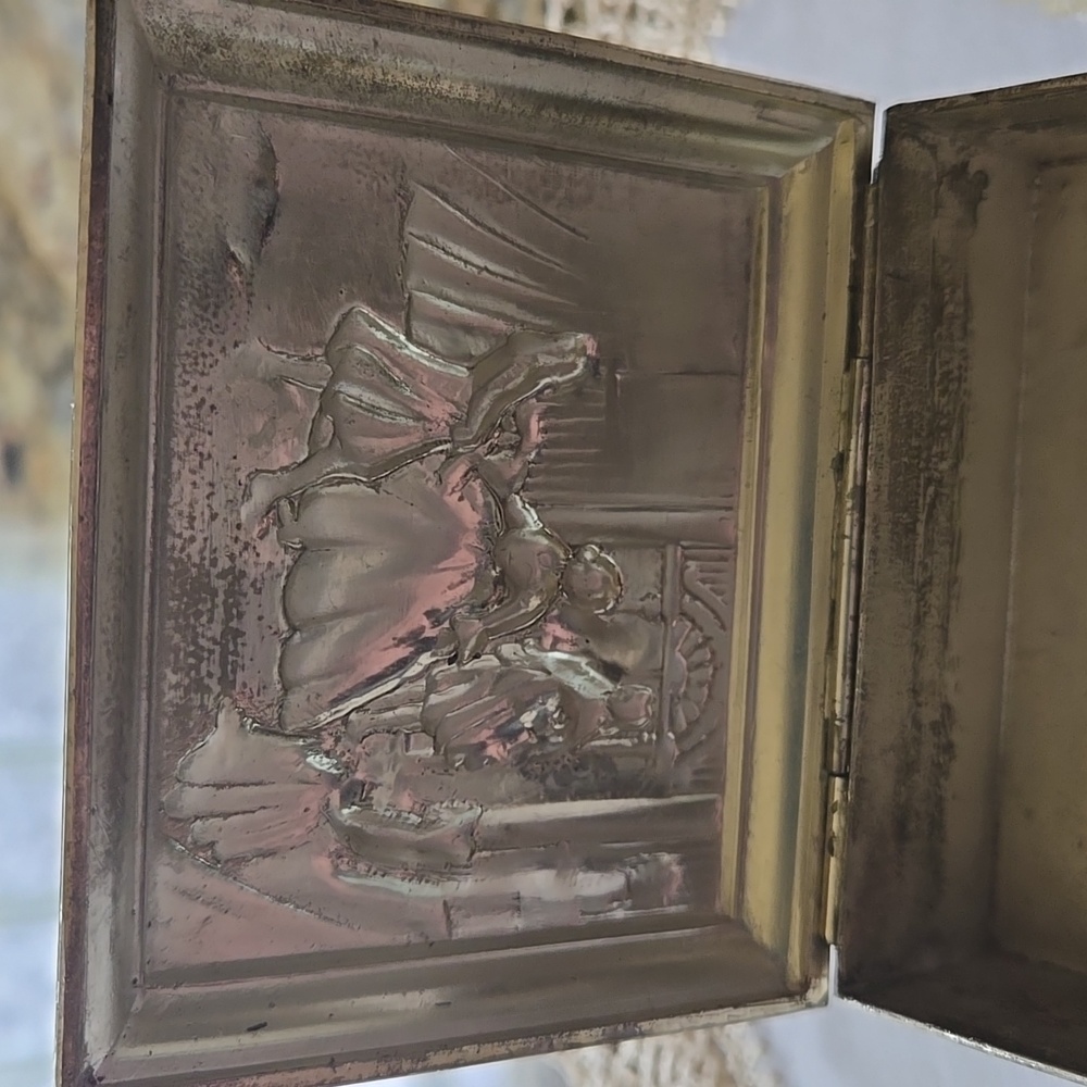 JAPAN Vintage Silver Jewelry Box with Engraved Design - Picture 4 of 13